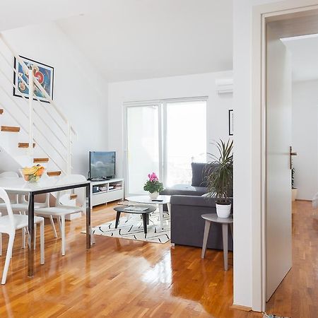 New Gallery Apartment With Beautiful View Baska Voda Luaran gambar