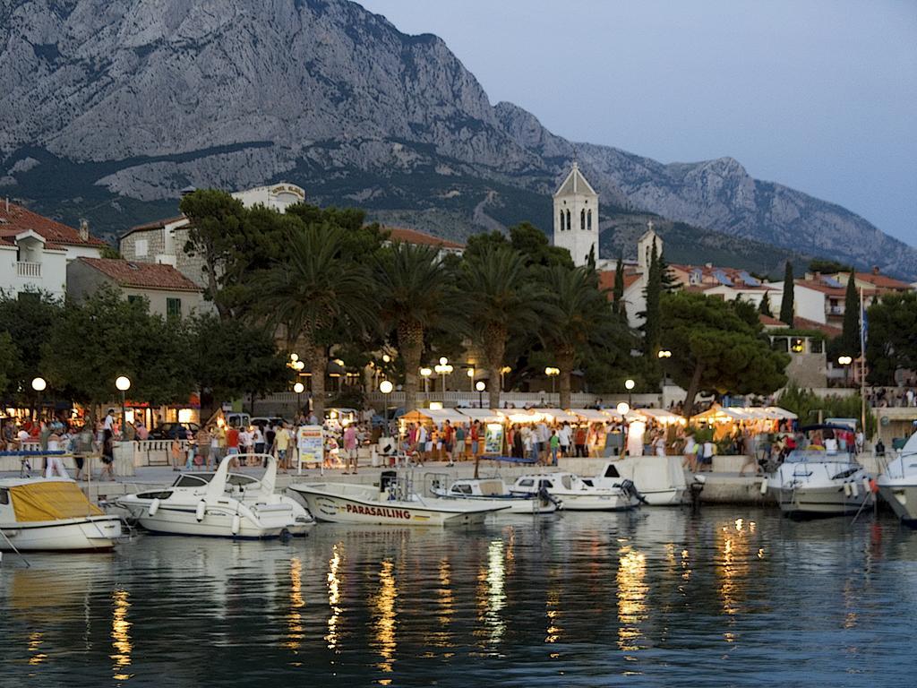 New Gallery Apartment With Beautiful View Baska Voda Luaran gambar
